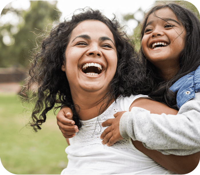 momandme-laughing_genomics